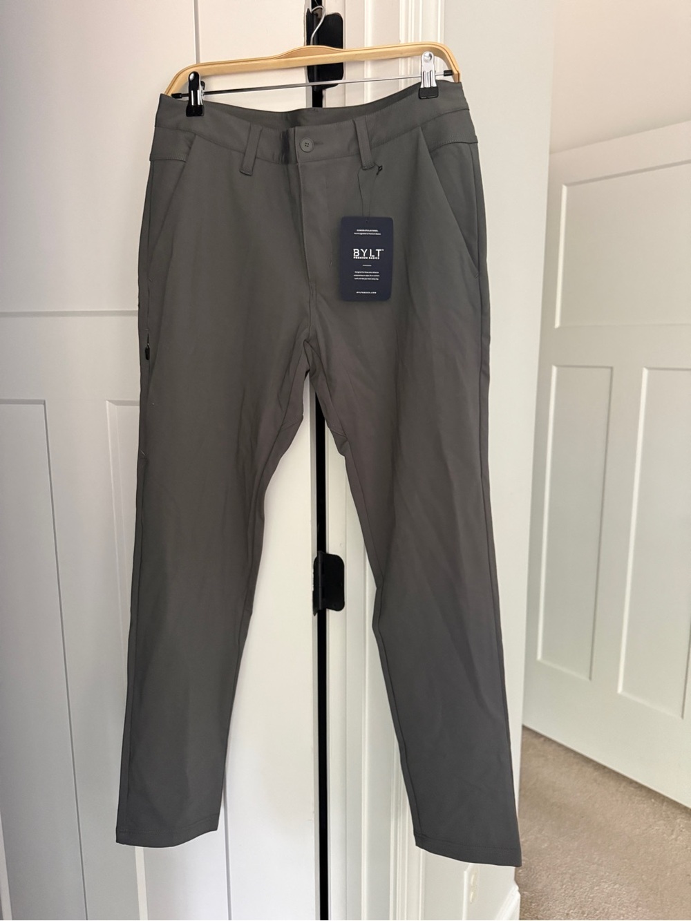 Bylt everyday pant 2.0 new nwt gray stretch men’s